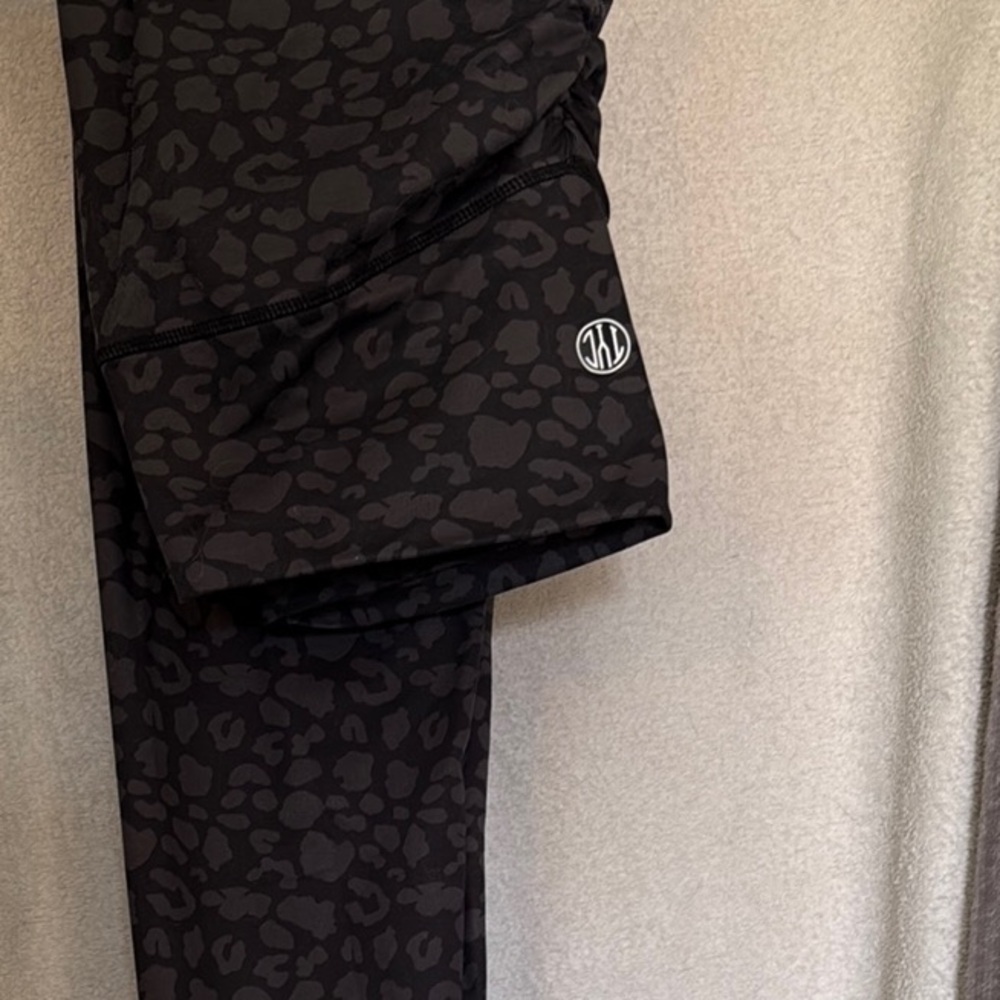 Til You Collapse - Black Cheetah/Leopard print Leggings